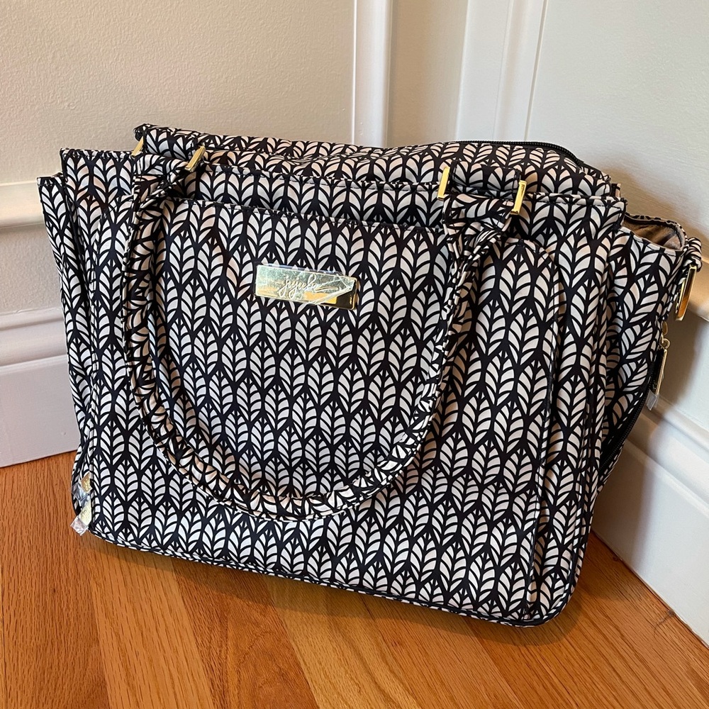 NWOT Jujube Royal Garden Be Classy
